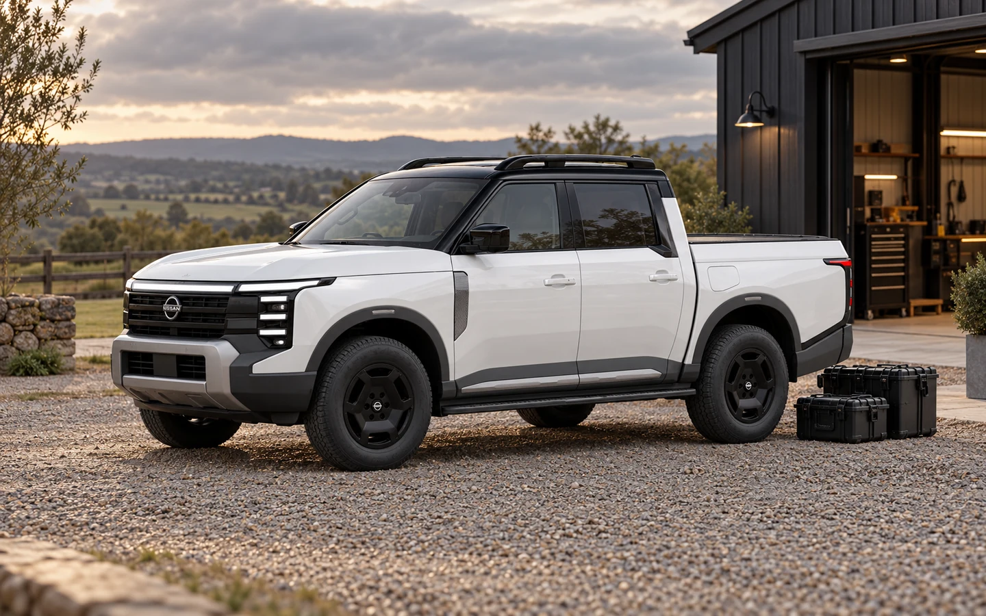 Nissan Frontier Pro у мастерской с рабочим оборудованием